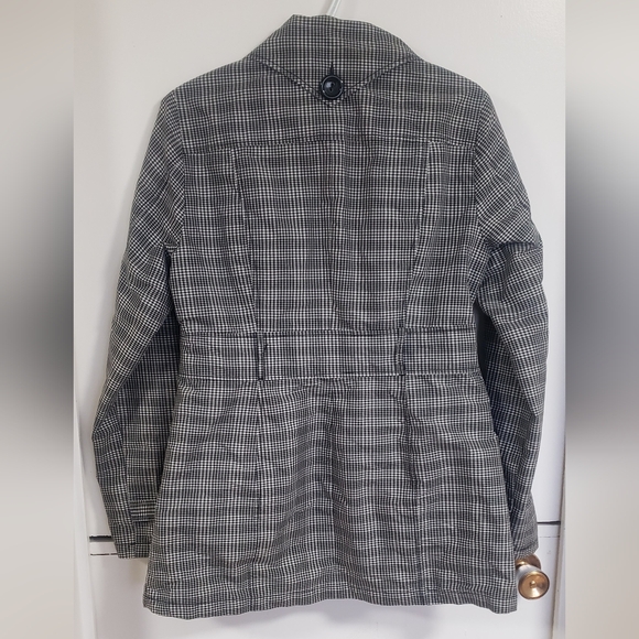 women's jacket - Picture 2 of 4